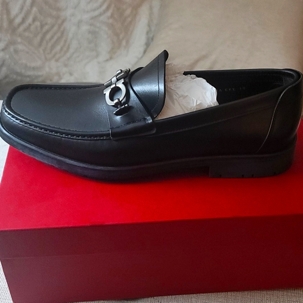 Ferragamo mens shoes